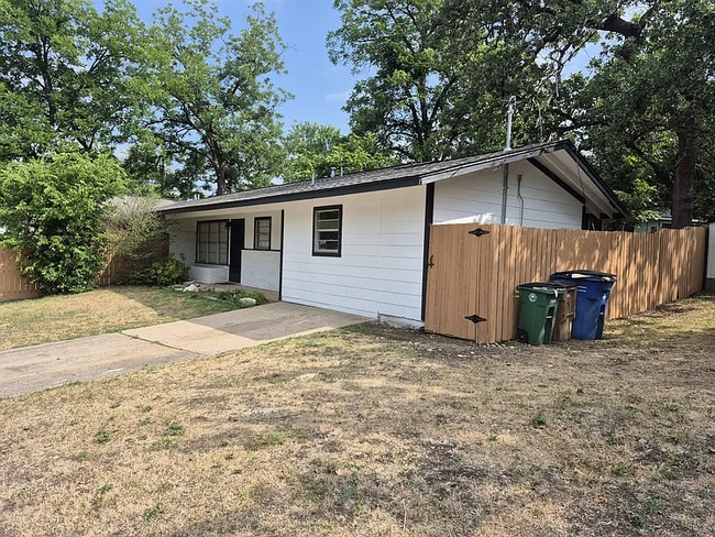 1203 Edgewood Ave in Austin, TX - Building Photo - Building Photo