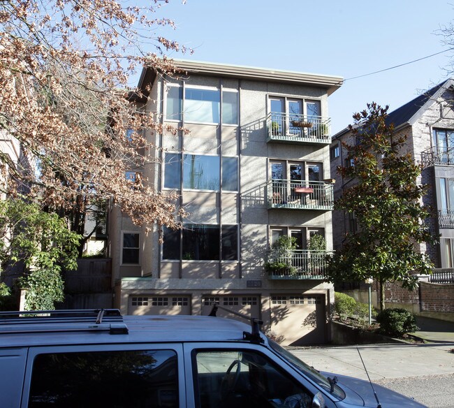 1128 Broadway E in Seattle, WA - Building Photo - Building Photo