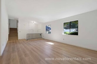 32 Spinosa Way in Novato, CA - Building Photo - Building Photo