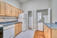 2348 Eutaw Pl photo'