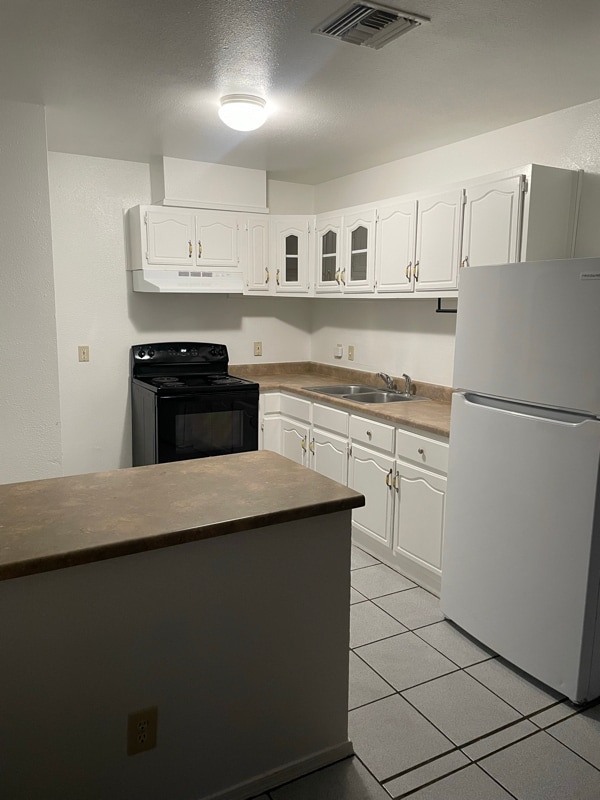 8321 W Edwards St, Unit A in Peoria, AZ - Foto de edificio - Building Photo