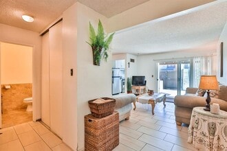1536 Hilltop Dr in Chula Vista, CA - Building Photo - Building Photo