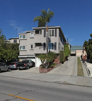 3373 Rowena Avenue in Los Angeles, CA - Foto de edificio - Building Photo