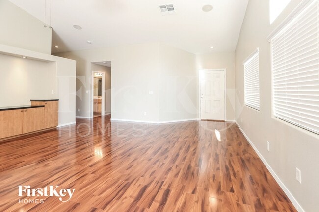 3021 Blush Noisette Ave in North Las Vegas, NV - Foto de edificio - Building Photo