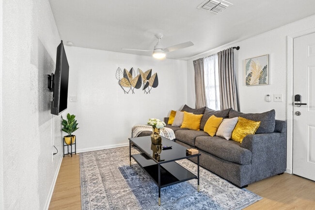 property at 3721 E Clifton St