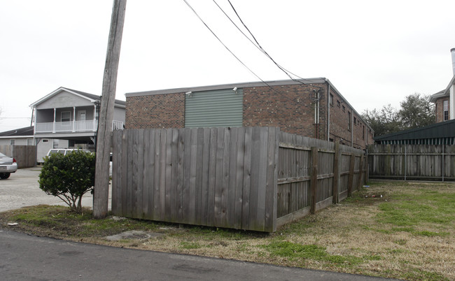 112 Glenn St in Metairie, LA - Building Photo - Building Photo