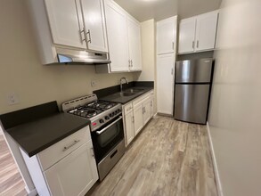 2925 4th St in Santa Monica, CA - Building Photo - Building Photo