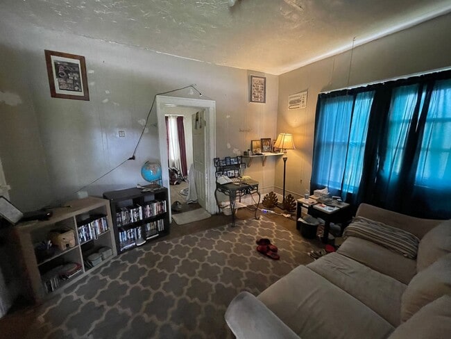 1801 E Park Pl in Oklahoma City, OK - Building Photo - Building Photo