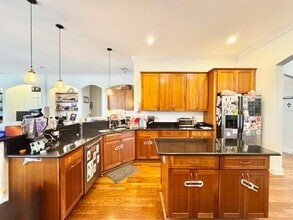 4327 Sunset Beach Cir in Niceville, FL - Building Photo - Building Photo