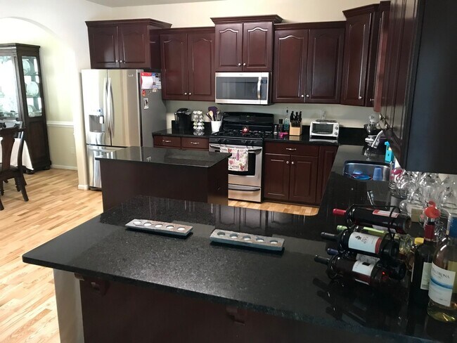 2008 Breck Ave in Virginia Beach, VA - Building Photo - Building Photo