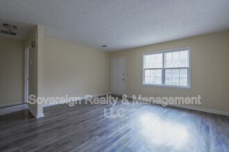 355 Haymarket Ln in Lawrenceville, GA - Building Photo - Building Photo