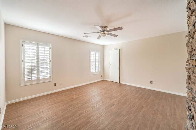 property at 913 Dancing Rain Ct