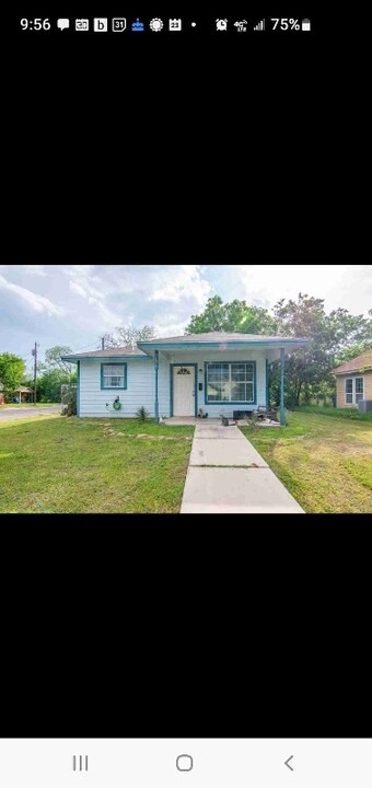 1617 2nd St in Brownwood, TX - Building Photo