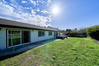 6231 Lochvale Dr in Rancho Palos Verdes, CA - Building Photo - Building Photo