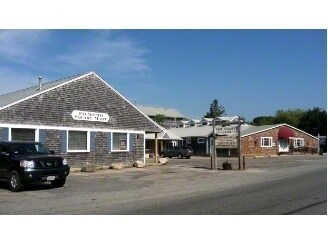 410 W Falmouth Hwy in Falmouth, MA - Building Photo - Building Photo