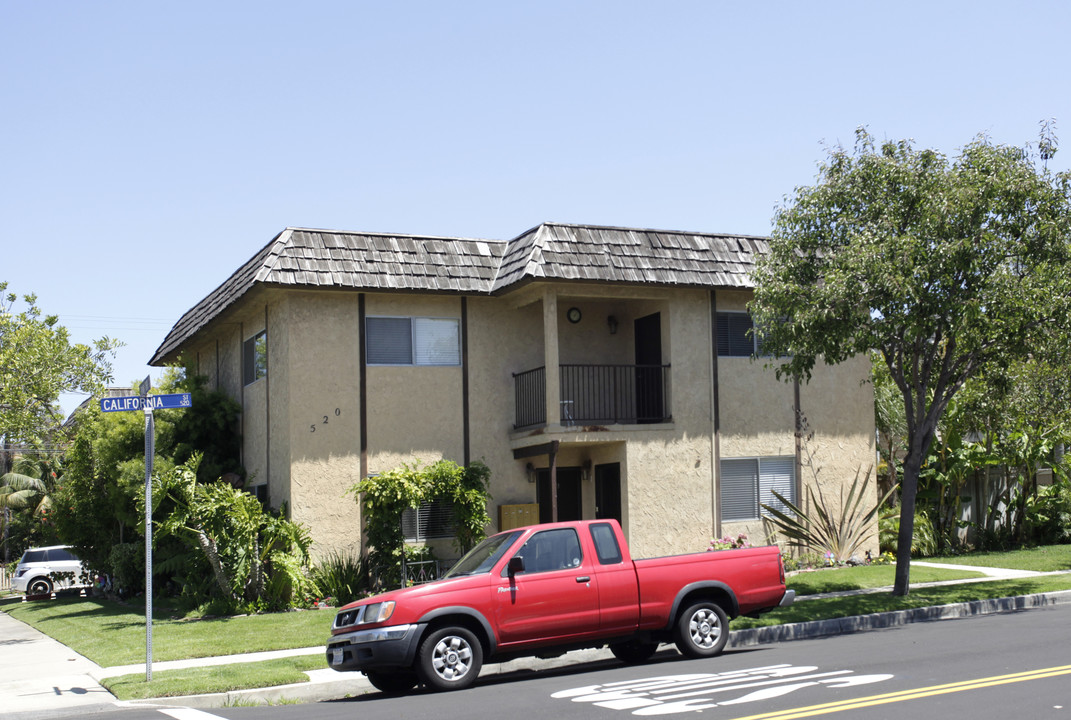 520 California St in Huntington Beach, CA - Building Photo