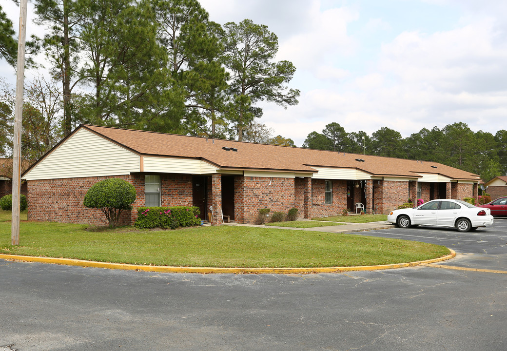 The Forest Apartments in Moultrie, GA - Building Photo