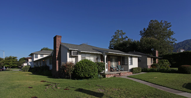 601 A-D N. Santa Anita Ave in Arcadia, CA - Building Photo - Building Photo