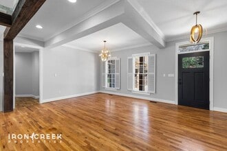 1904 Bearberry Ln in Asheville, NC - Building Photo - Building Photo