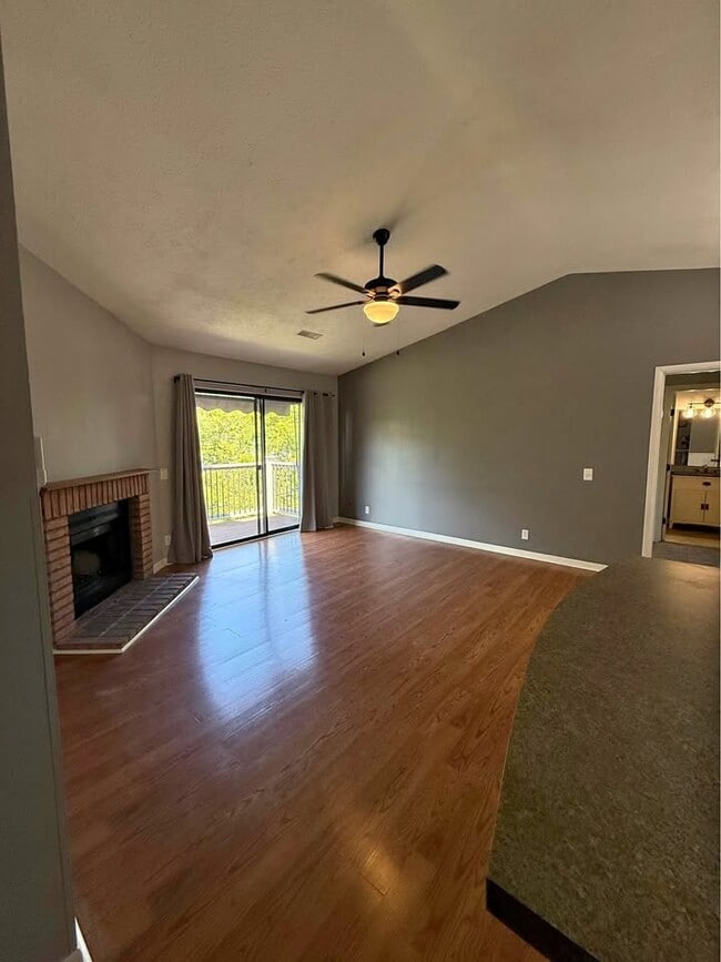 property at 44 Woodland Hills Dr