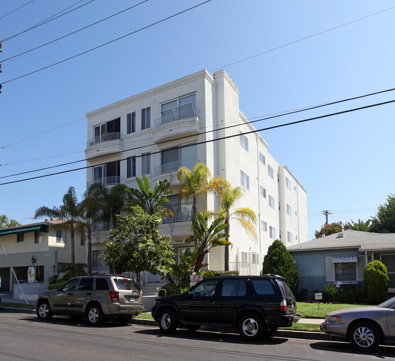 1414 S Saltair Ave in Los Angeles, CA - Building Photo