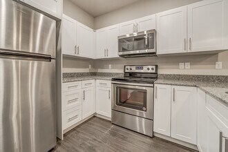 217 N 670 E in Vineyard, UT - Building Photo - Building Photo