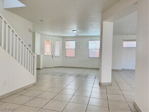 6839 Scarlet Flax St in Las Vegas, NV - Building Photo - Building Photo