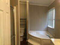 11930 Kingslake Forest Dr photo'