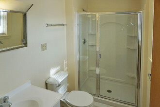 19 Norumbega Ter in Waltham, MA - Building Photo - Building Photo