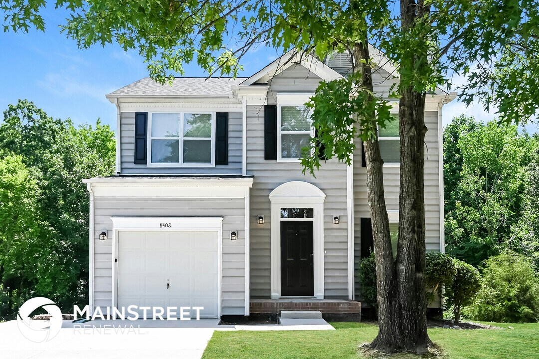 8408 Bristol Ford Pl in Charlotte, NC - Building Photo
