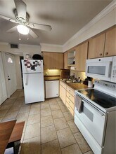 107 S Lauber Way in Tampa, FL - Building Photo - Building Photo