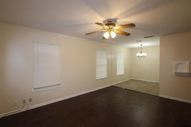420 E Hudson St in Tyler, TX - Building Photo - Building Photo