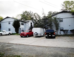 207-209 Carl St in Leesville, LA - Building Photo - Building Photo