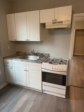 52 E Washington Ave in Pleasantville, NJ - Building Photo - Building Photo