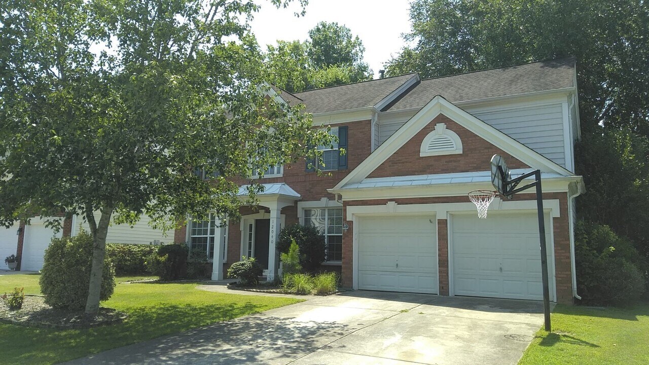 12040 Humboldt Dr in Charlotte, NC - Building Photo