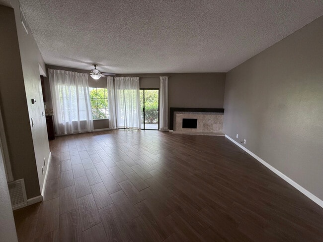 6955 Sandpiper Pl in Carlsbad, CA - Building Photo - Building Photo