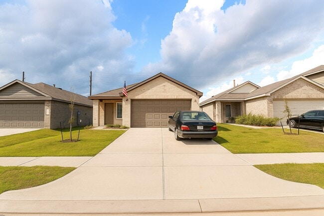 property at 5611 Simcrest Grove Dr