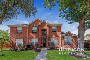 312 Salisbury Ln in Flower Mound, TX - Building Photo