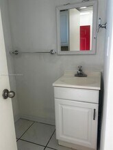 1501 NE 191st St in Miami, FL - Building Photo - Building Photo