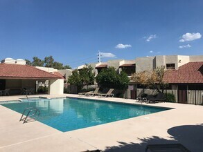 418 E Turquoise Ave in Phoenix, AZ - Building Photo - Building Photo