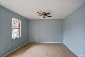 104 Carlotta St, Unit 2 in Mission, TX - Building Photo - Building Photo