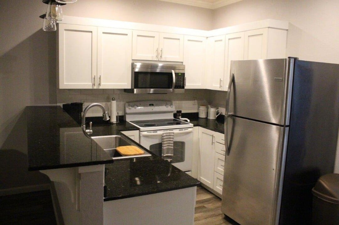1401 Bagby Ave in Waco, TX - Building Photo