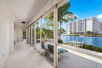 4313 W Tradewinds Ave in Lauderdale-by-the-Sea, FL - Building Photo - Building Photo
