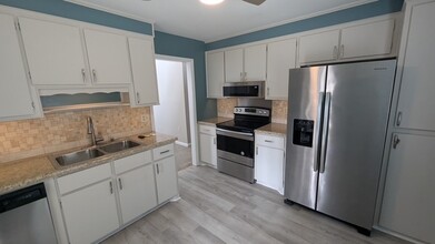 125 Larson Dr in Summerville, SC - Building Photo - Building Photo