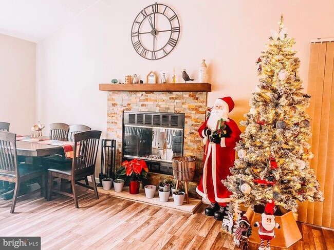 property at 3104 Northgate Rd