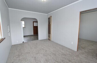 210 S Commercial Ave in Emmett, ID - Building Photo - Building Photo