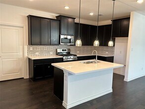 125 Watkinville Rd in Hutto, TX - Building Photo - Building Photo