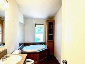 23901 Isle Pl in Ocean Park, WA - Building Photo - Building Photo