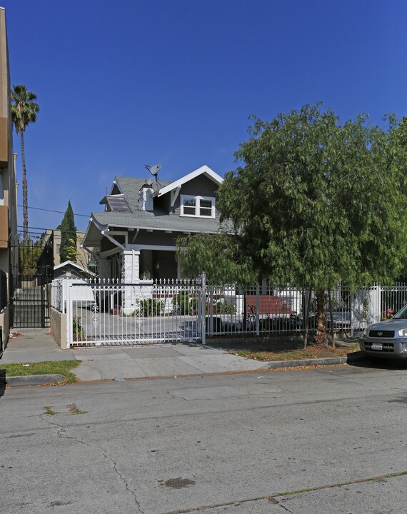 845 S Gramercy Pl in Los Angeles, CA - Foto de edificio