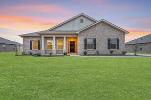 300 Dinner Tree Sq in Huntsville, AL - Building Photo